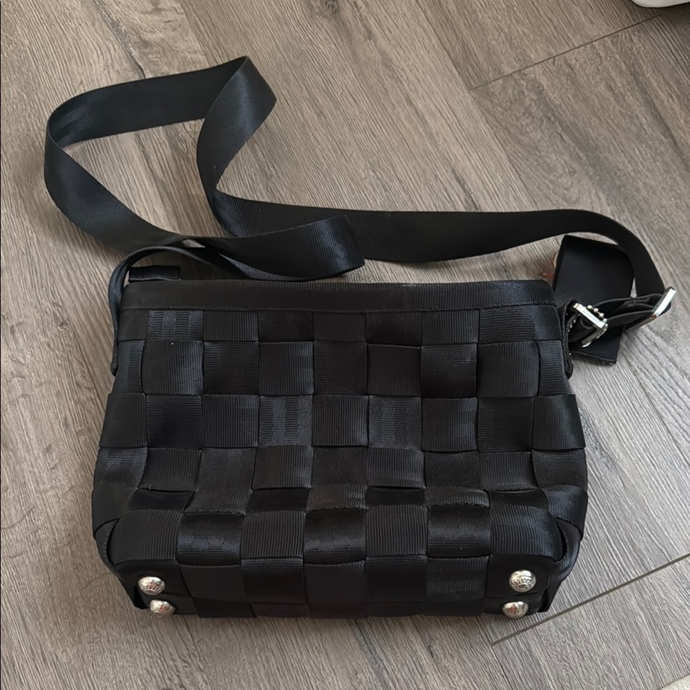 Harveys Black Woven Crossbody with Silver Details